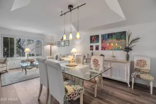 Photo #4: 6894210 Listing