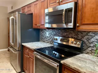 Photo #5: 6894231 Listing 