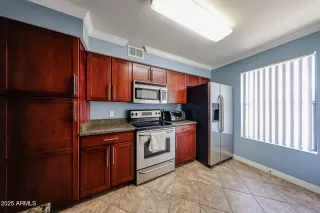 Photo #1: 6894264 Listing 