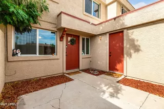 Photo #2: 6894461 Listing 