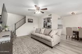 Photo #5: 6894461 Listing 