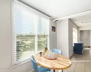 Photo #6: 6894626 Listing