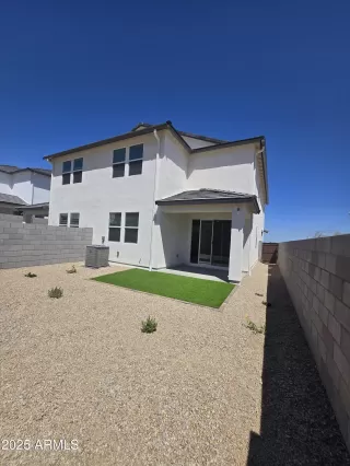 Photo #3: 6894643 Listing