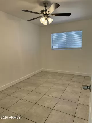 Photo #6: 6894735 Listing