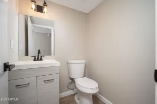 Photo #5: 6894750 Listing 