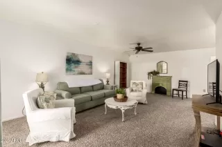 Photo #2: 6894949 Listing 