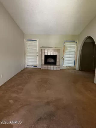 Photo #3: 6895048 Listing 