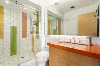 Photo #4: 6895118 Listing 