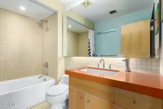 Photo #6: 6895118 Listing 