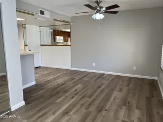 Photo #3: 6895151 Listing