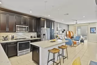 Browse active condo listings in CENTER 8 TOWNHOMES