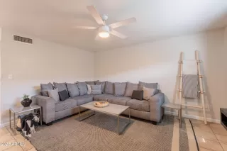 Photo #2: 6895282 Listing