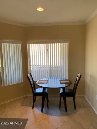 Photo #5: 6895449 Listing