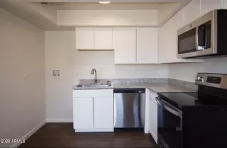 Photo #5: 6895484 Listing