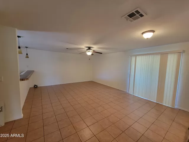 MLS: 6895632 Condo For Sale