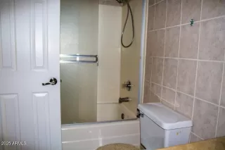 Photo #2: 6895654 Listing