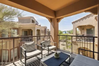 Photo #4: 6895748 Listing
