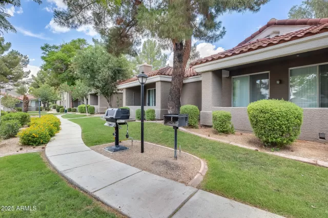 MLS: 6895849 Condo For Sale