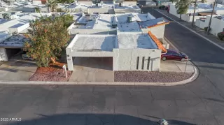 Photo #2: 6895930 Listing