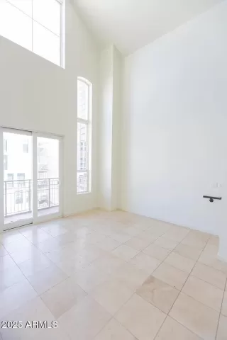 Photo #2: 6896019 Listing