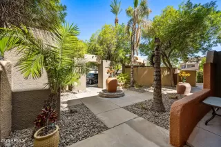 Photo #1: 6896066 Listing 