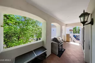 Photo #3: 6896425 Listing