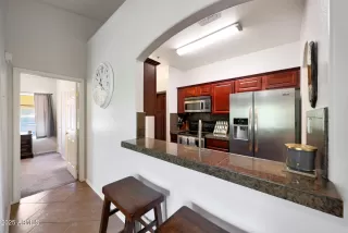 Photo #6: 6896425 Listing