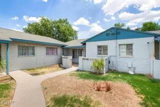 Photo #2: 6896503 Listing