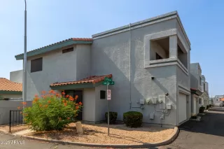 Photo #1: 6896536 Listing