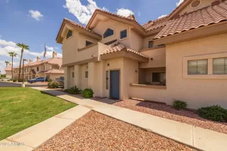 Photo #6: 6896661 Listing
