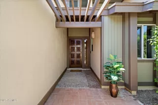 Photo #1: 6897058 Listing