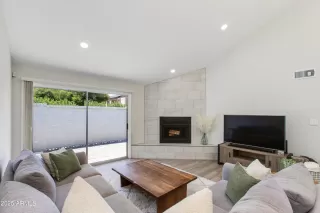 Photo #4: 6897078 Listing