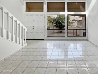 Photo #2: 6897127 Listing