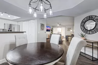 Photo #4: 6897133 Listing 