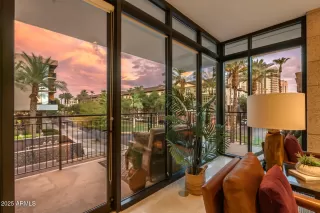 Photo #4: 6897161 Listing