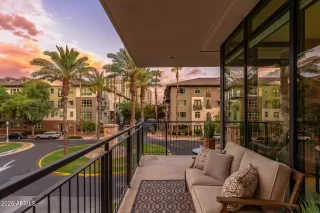 Photo #6: 6897161 Listing