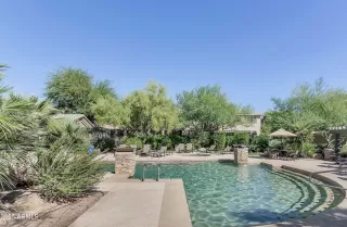 Photo #4: 6897205 Listing