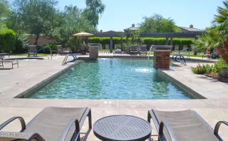 Photo #5: 6897205 Listing