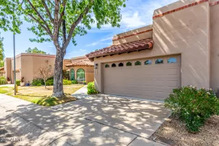 Photo #2: 6897220 Listing