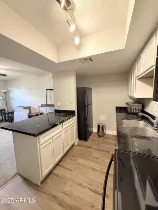 Photo #4: 6897374 Listing 