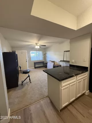 Photo #5: 6897374 Listing 