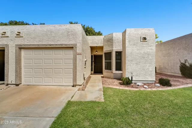 MLS: 6897423 Condo For Sale