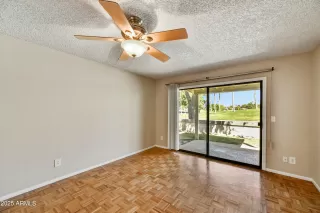 Photo #3: 6897423 Listing