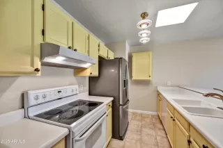 Photo #6: 6897423 Listing