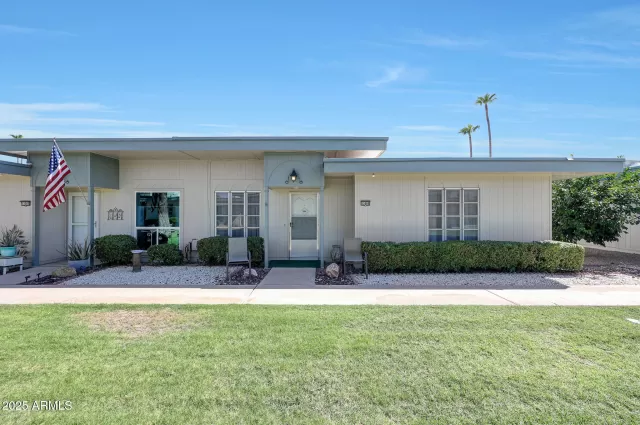 MLS: 6897430 Condo For Sale