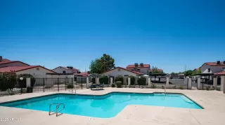 Photo #2: 6897512 Listing