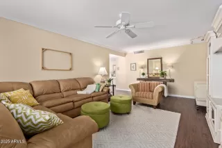 Photo #2: 6897645 Listing