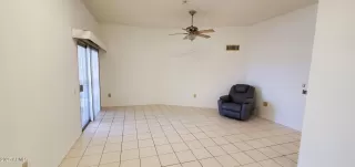 Photo #4: 6897668 Listing