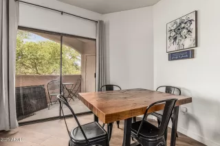 Photo #6: 6897681 Listing