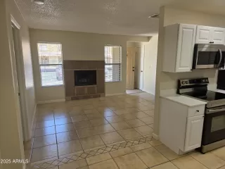 Photo #2: 6897693 Listing